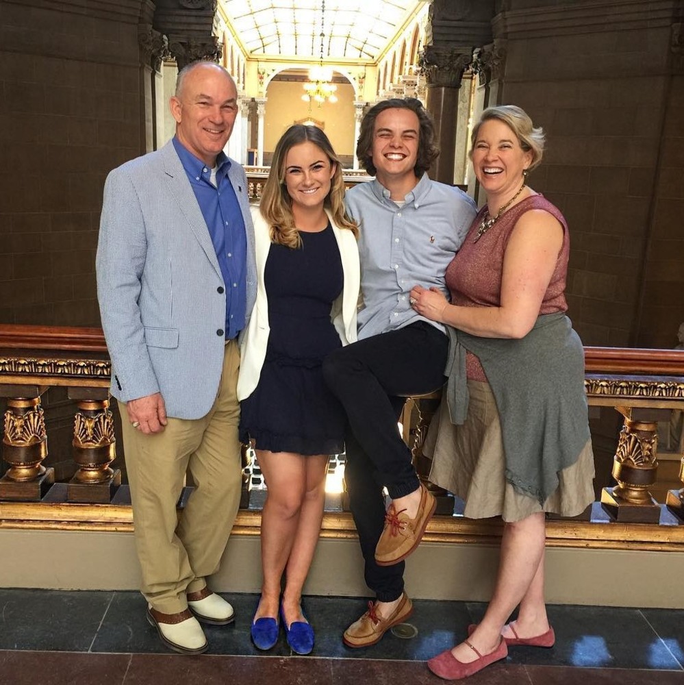 Meet your Posher, Hope